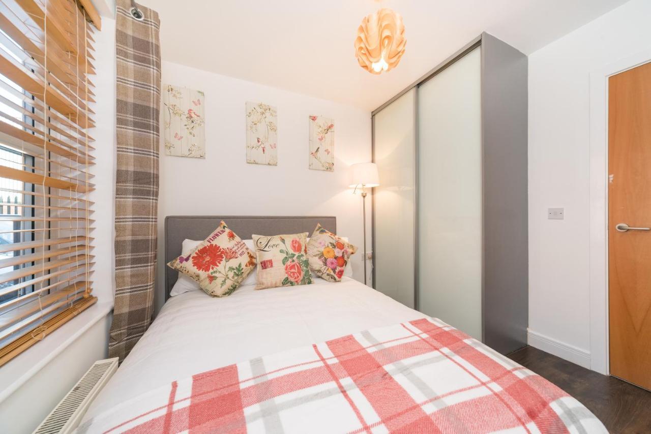 City Centre Posh Parlour Gated Parking 1Bed Wifi Kingston upon Hull Eksteriør billede