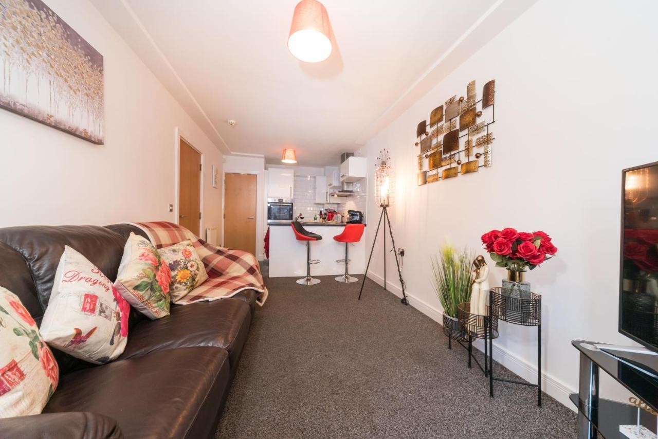 City Centre Posh Parlour Gated Parking 1Bed Wifi Kingston upon Hull Eksteriør billede
